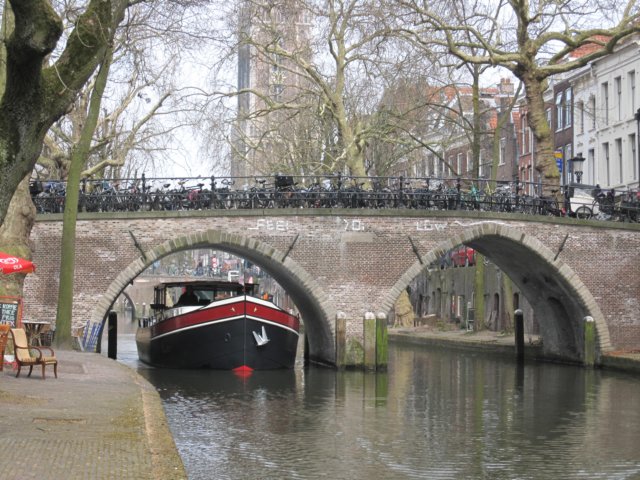 lagebrug.jpg